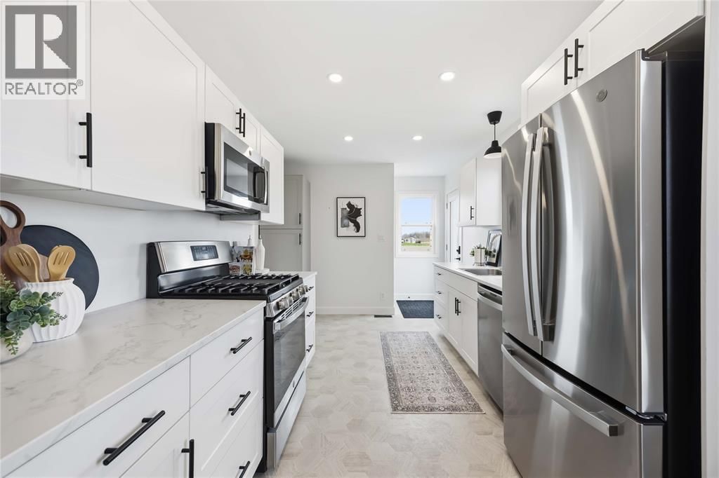 1600 COURTRIGHT LINE Image 24