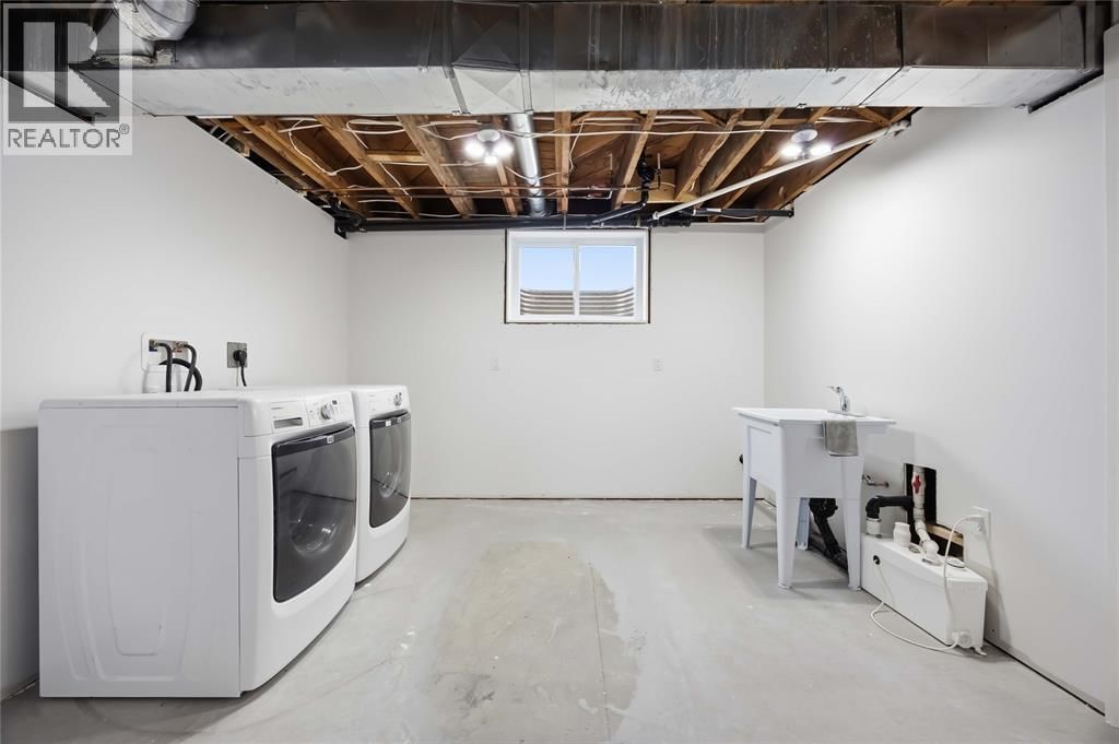 1600 COURTRIGHT LINE Image 41