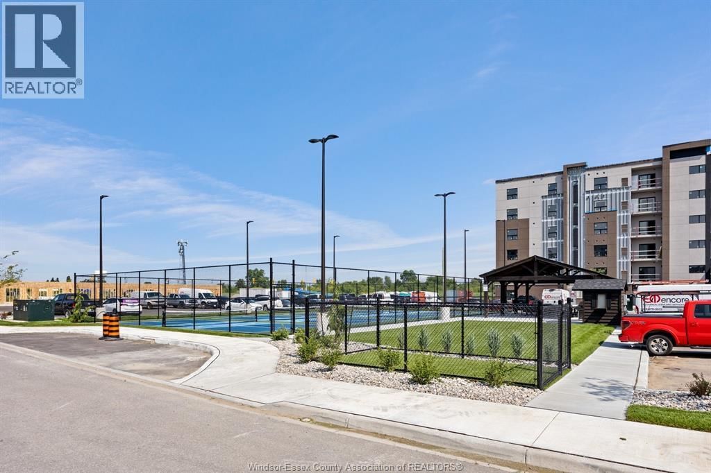 208 - 716 BROWNSTONE Image 49