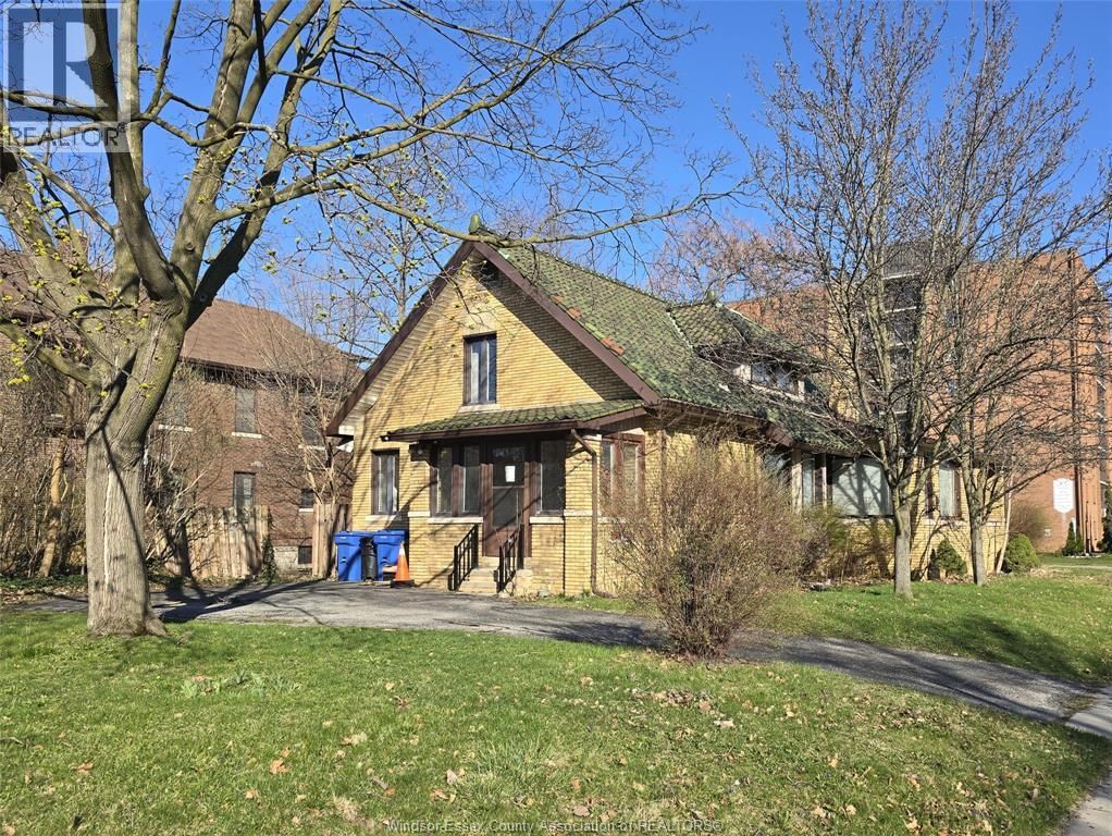 2311 UNIVERSITY AVENUE Image 3