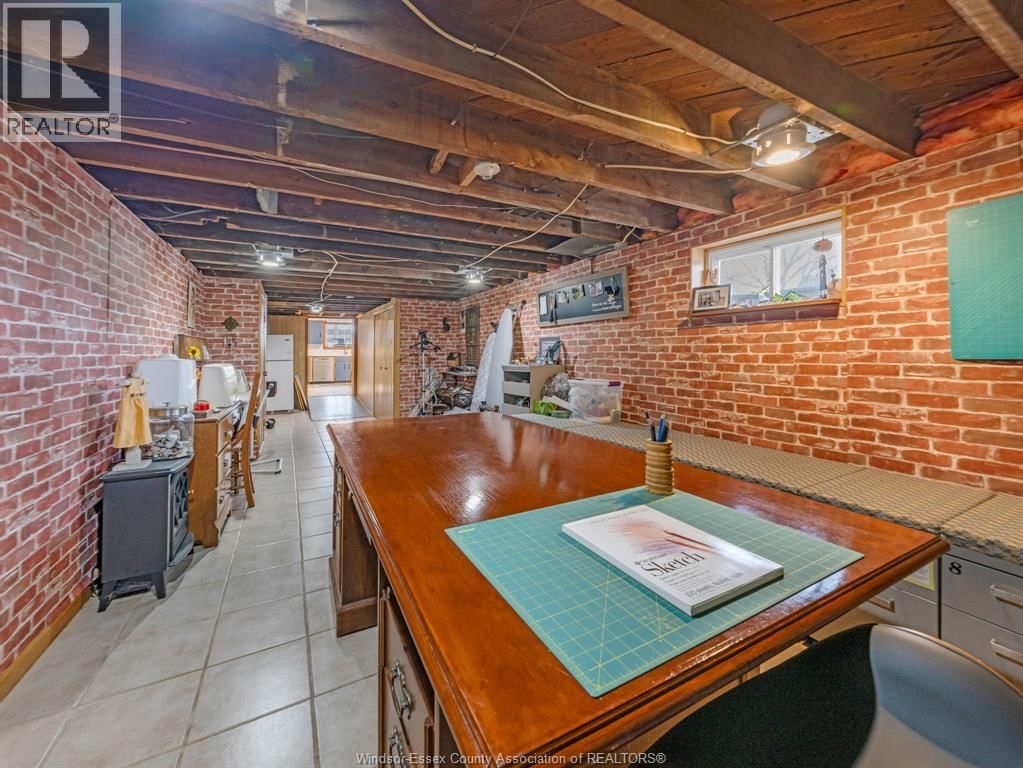 24 MELROSE AVENUE Image 28