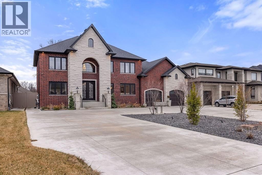 3740 DONATO DRIVE Image 1