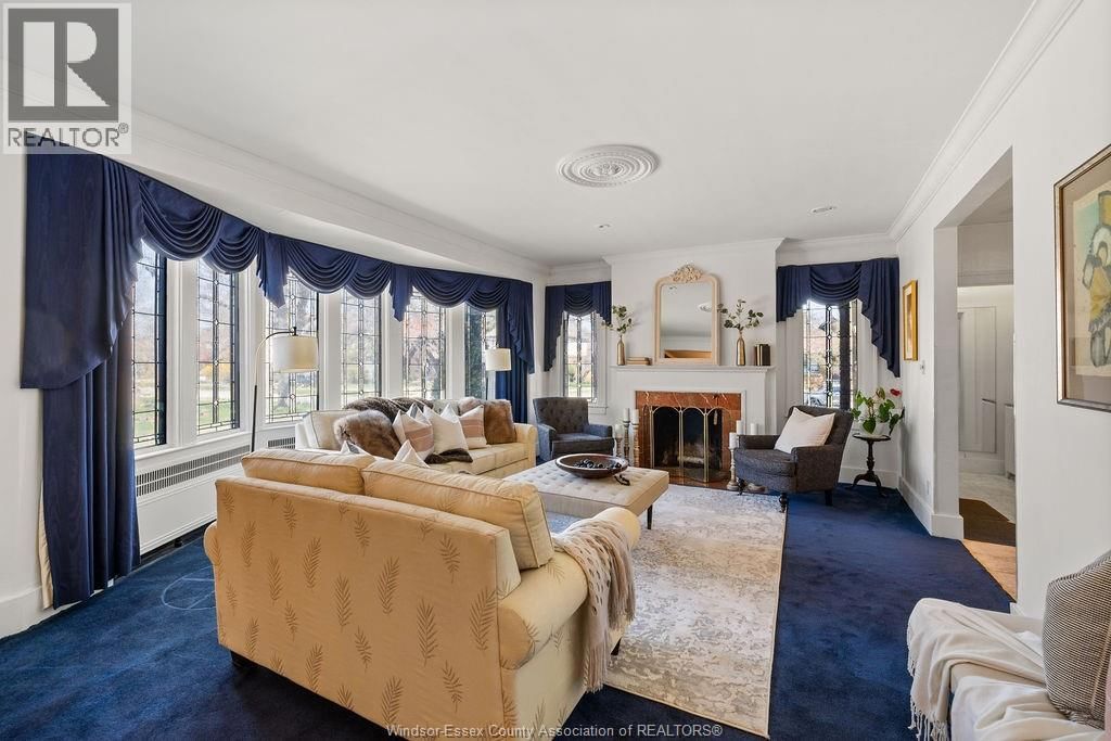 2203 VICTORIA Image 14