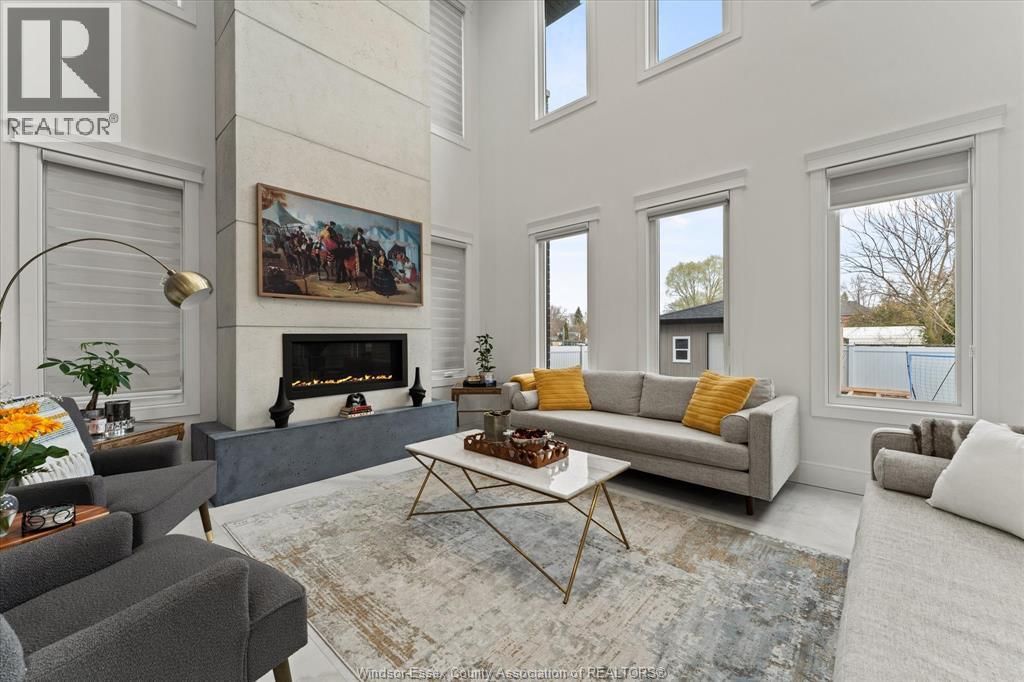 3082 BETTS AVENUE Image 12