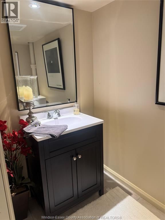 7505 RIVERSIDE DRIVE EAST Image 22