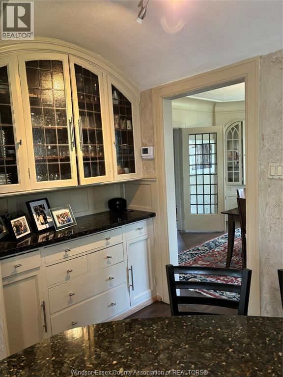 7505 RIVERSIDE DRIVE EAST Image 8