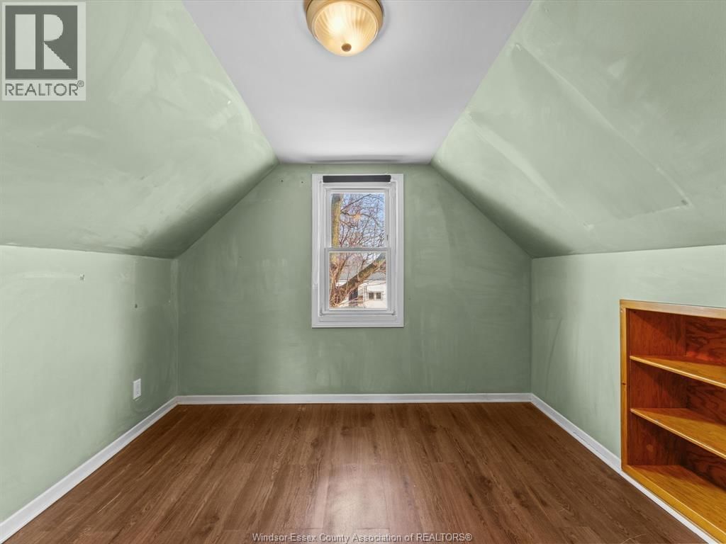 2509 ALEXIS ROAD Image 22