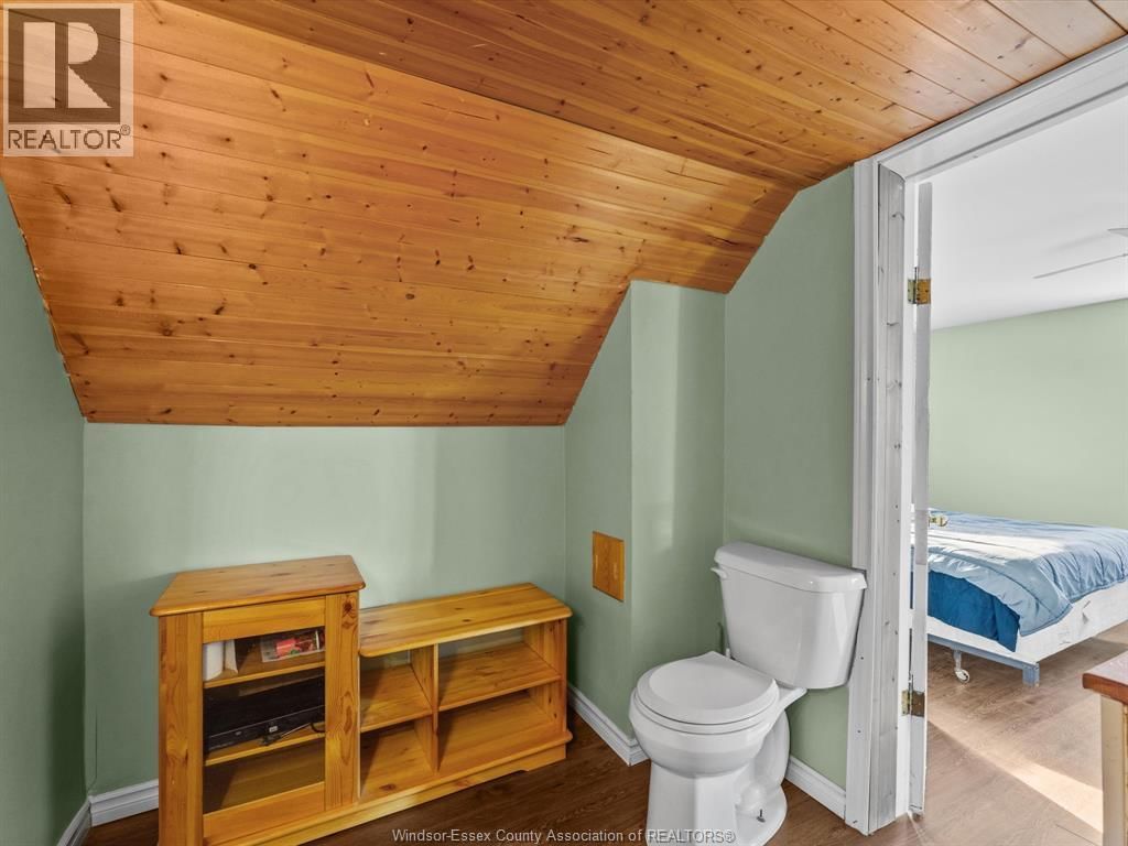 2509 ALEXIS ROAD Image 24