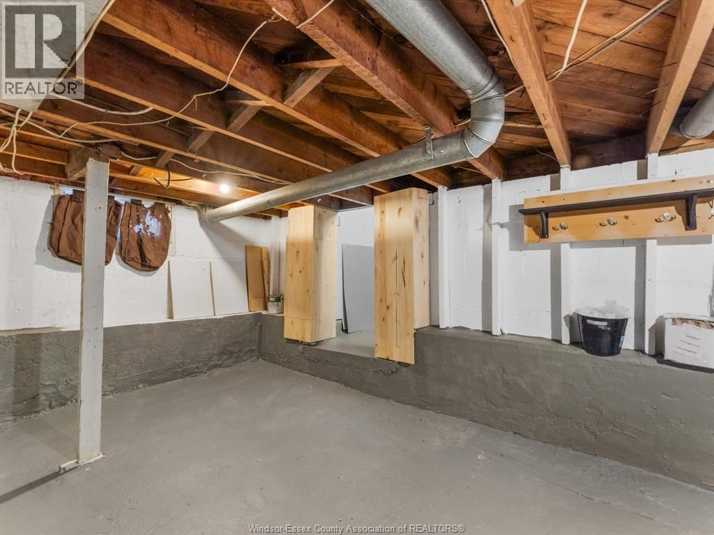 2509 ALEXIS ROAD Image 27