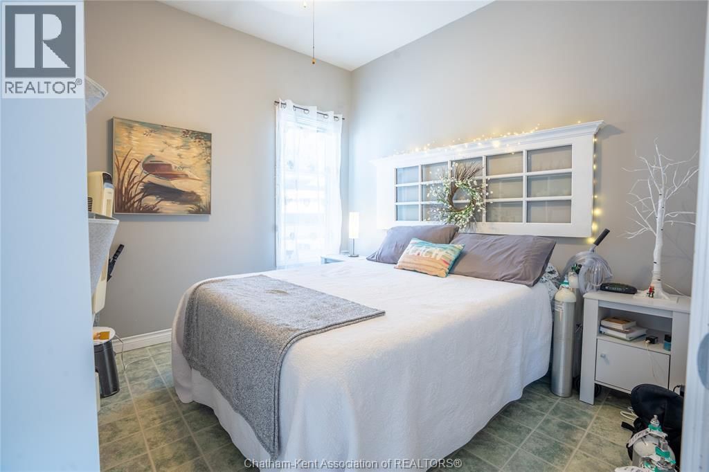 523 BAYVIEW AVENUE Image 13