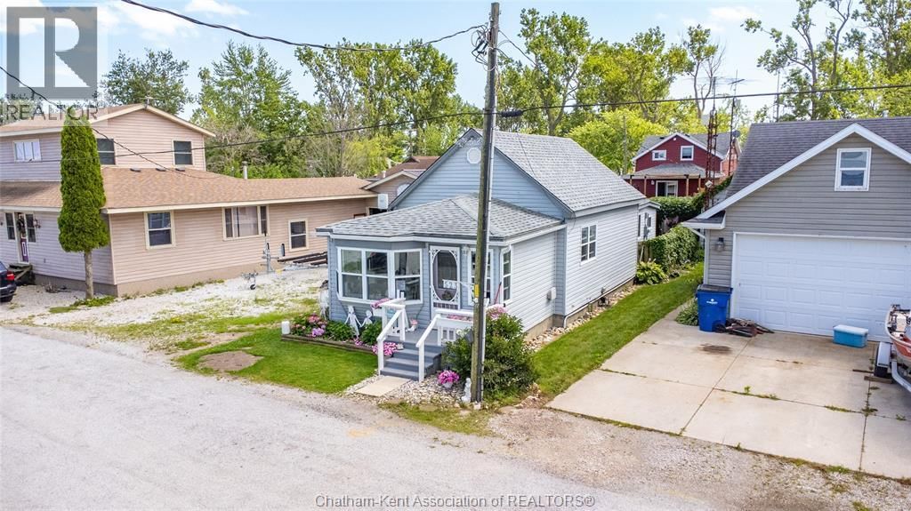 523 BAYVIEW AVENUE Image 35