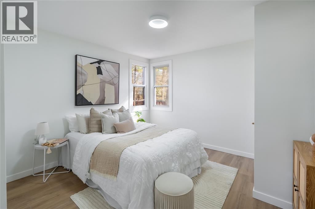 1554 MALLAH DRIVE Image 12