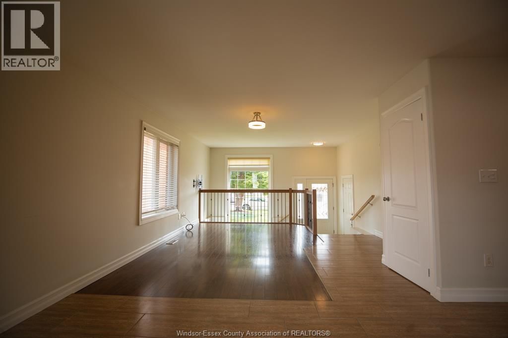 98A LANSDOWNE AVENUE Image 2