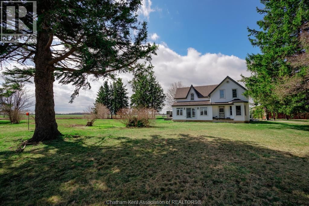 23899 DUNDONALD ROAD Image 17