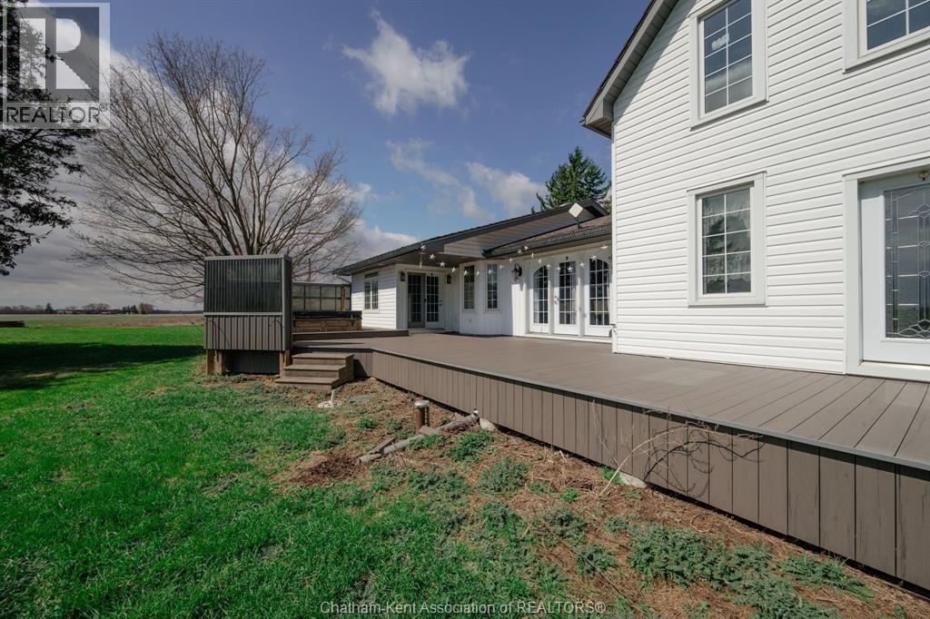 23899 DUNDONALD ROAD Image 19