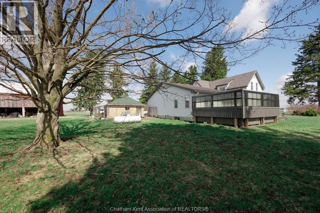 23899 DUNDONALD ROAD Image 21