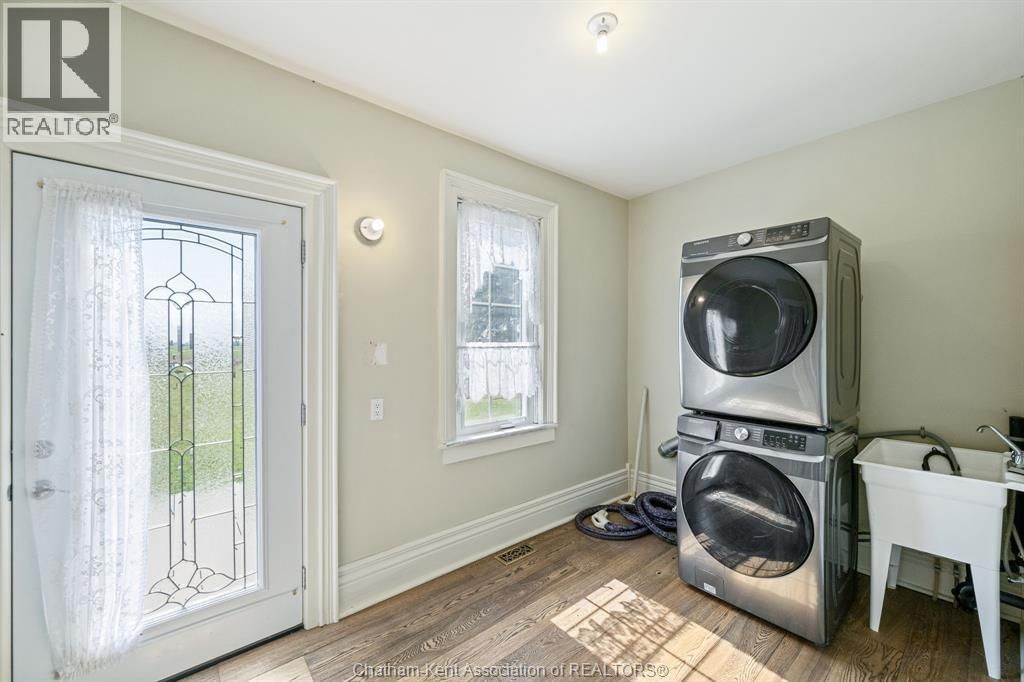 23899 DUNDONALD ROAD Image 35