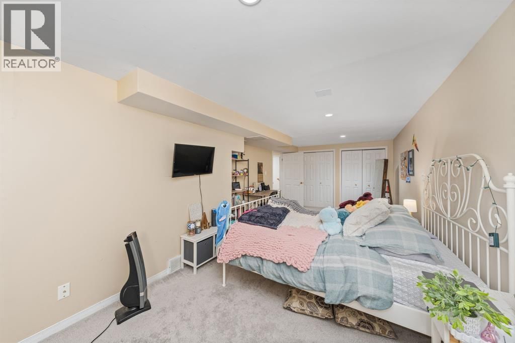 637 O'DELL STREET Image 43