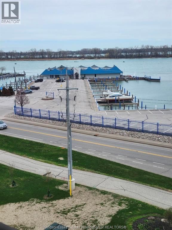 W610 - 9099 RIVERSIDE DRIVE EAST Image 4