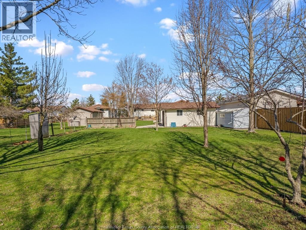 128 HILL ST Image 39