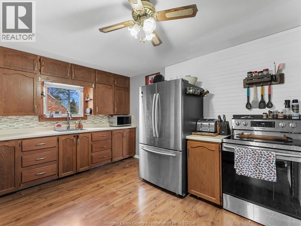 80 STOWE STREET Image 10