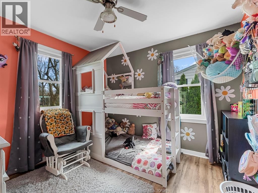 80 STOWE STREET Image 14