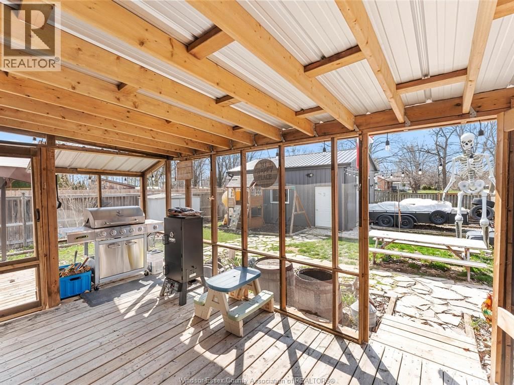 80 STOWE STREET Image 26