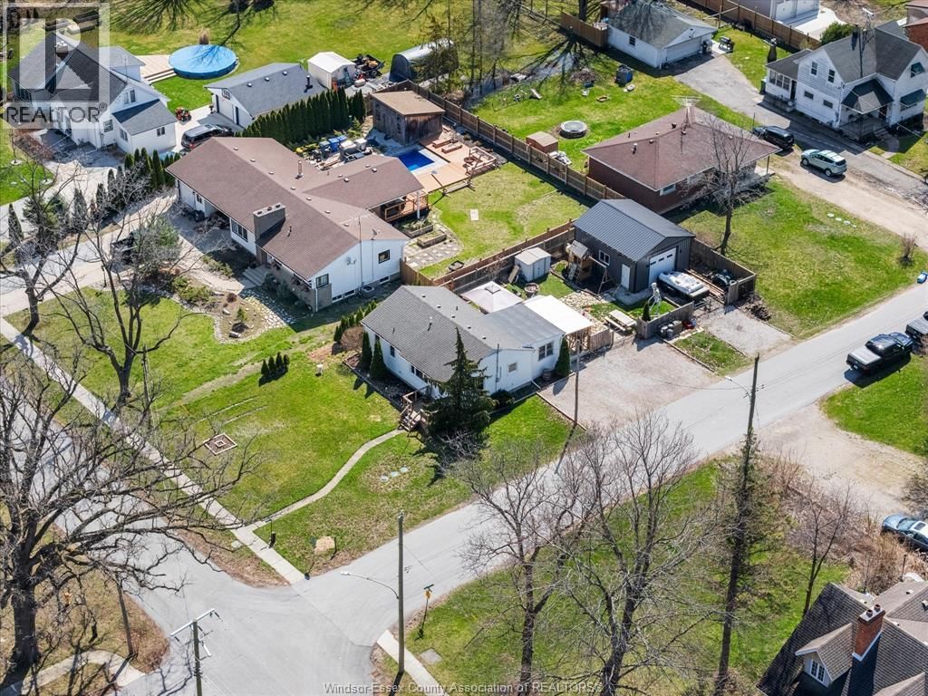 80 STOWE STREET Image 31