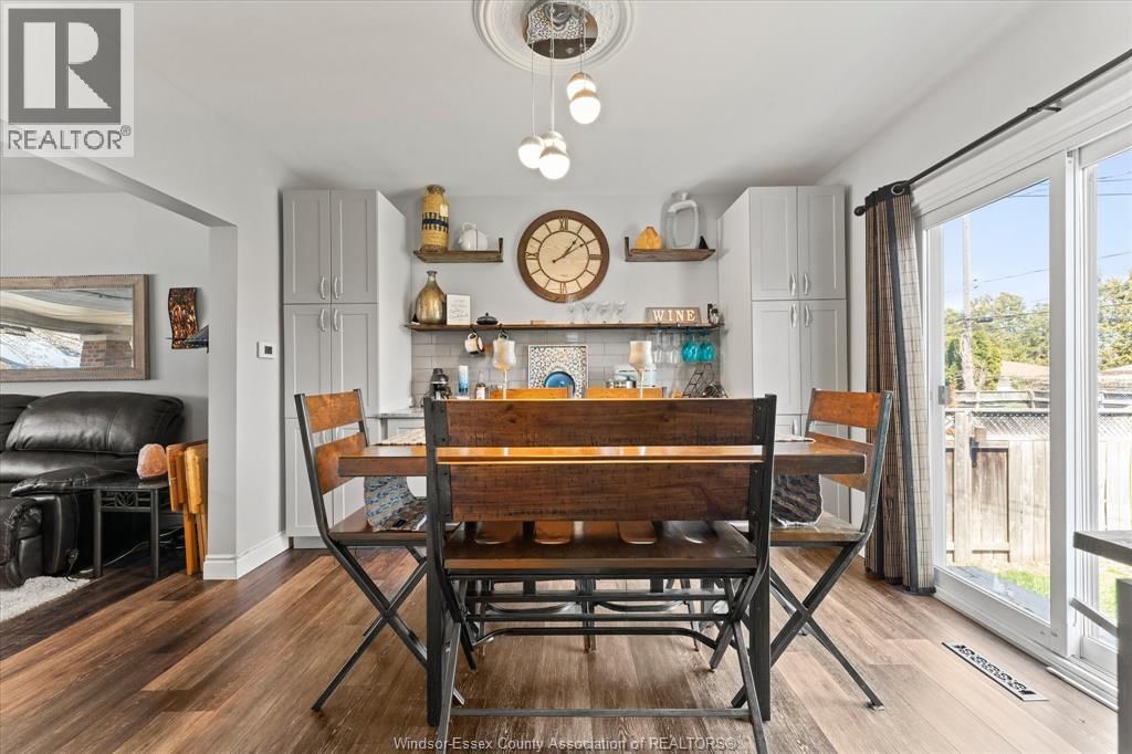 1384 PILLETTE Image 7