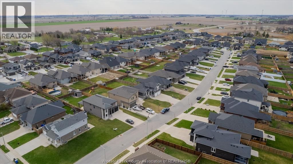 203 SPRING STREET Image 40