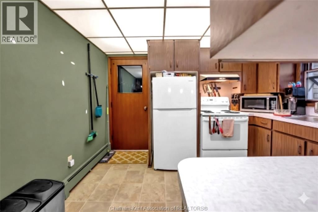 157 LITTLE STREET SOUTH Image 8