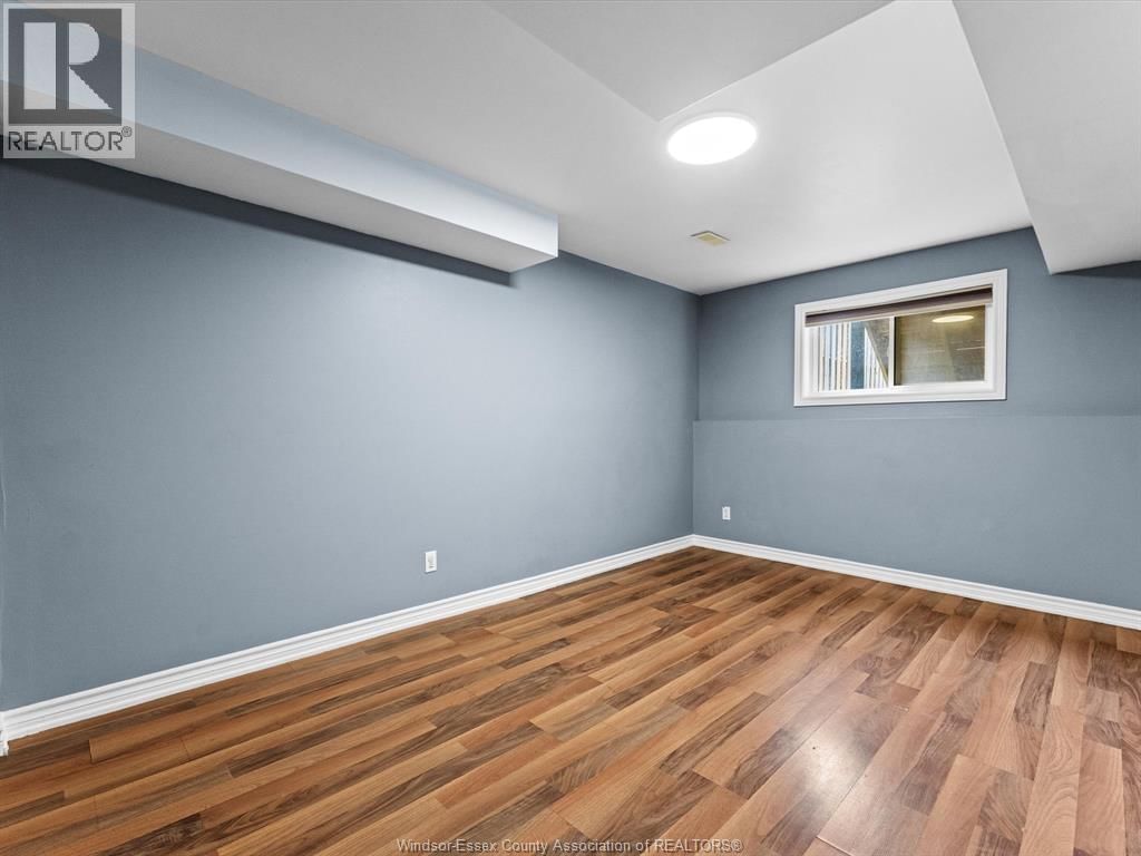 441 RAILWAY AVENUE Image 21