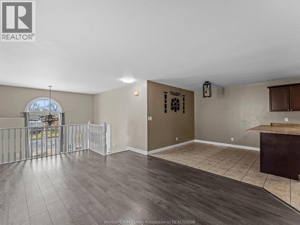 441 RAILWAY AVENUE Image 6