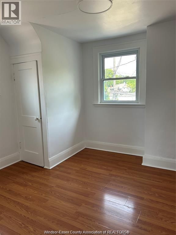 442 ERIE STREET Image 8