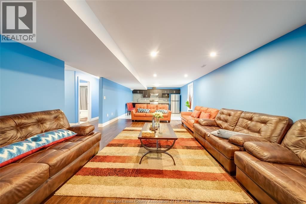 1665 ROCKPORT STREET Image 40