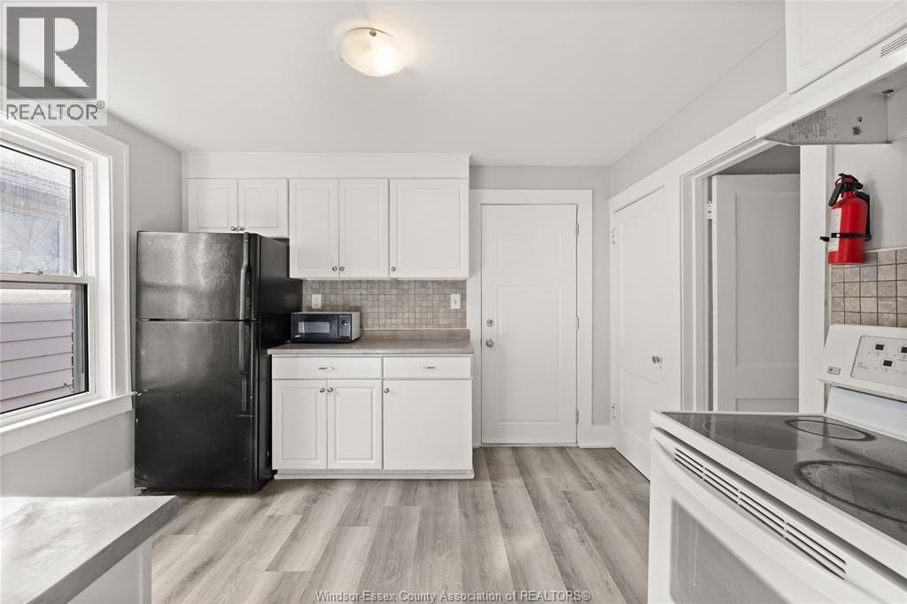 1389 LANGLOIS AVENUE Image 3