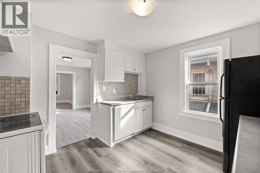 1389 LANGLOIS AVENUE Image 4