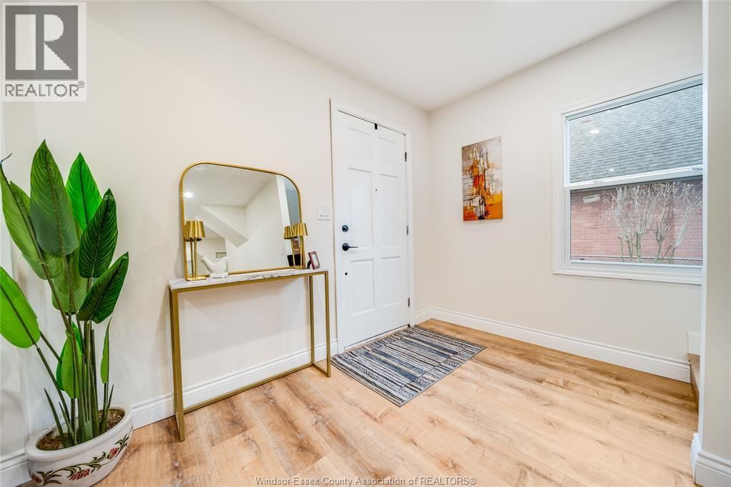 1381 ARTHUR ROAD Image 4