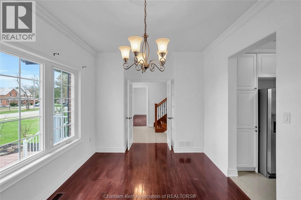 140 MAIN STREET WEST Image 15