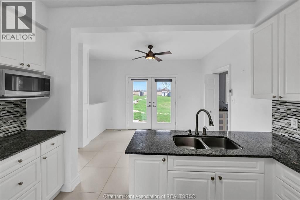 140 MAIN STREET WEST Image 17