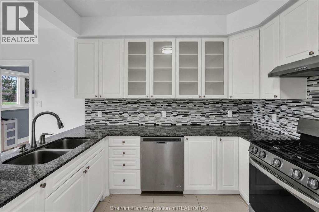 140 MAIN STREET WEST Image 19