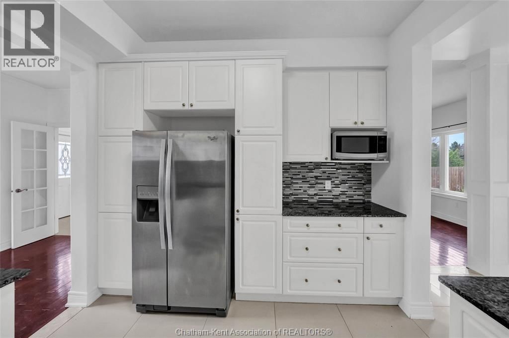 140 MAIN STREET WEST Image 20