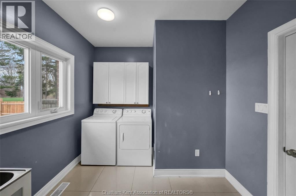 140 MAIN STREET WEST Image 23