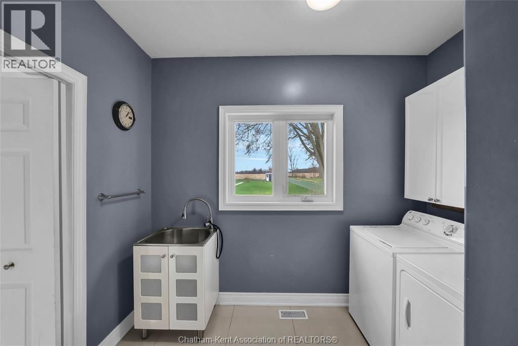 140 MAIN STREET WEST Image 24