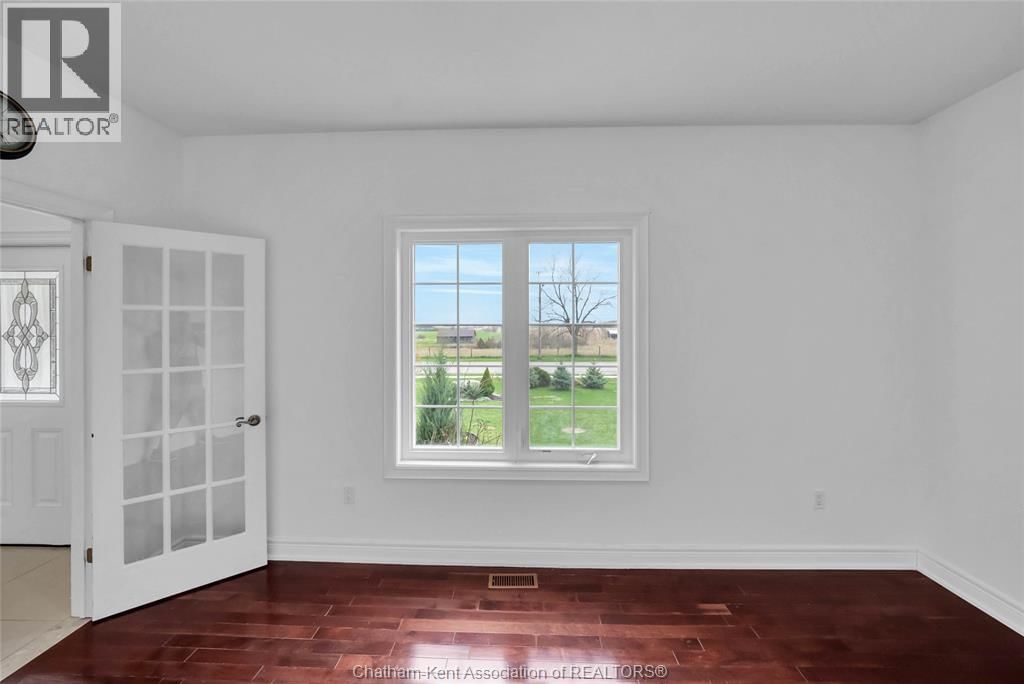 140 MAIN STREET WEST Image 31