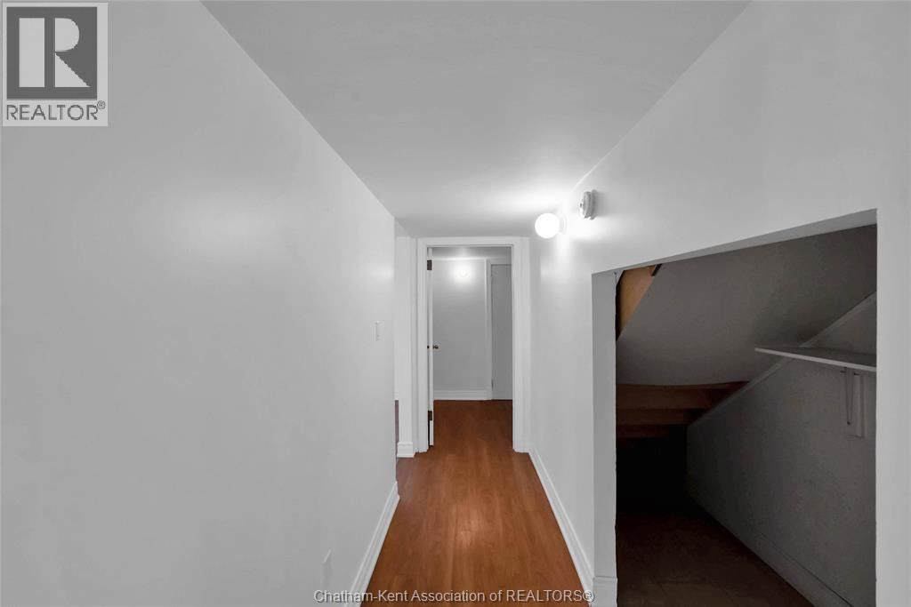 140 MAIN STREET WEST Image 36