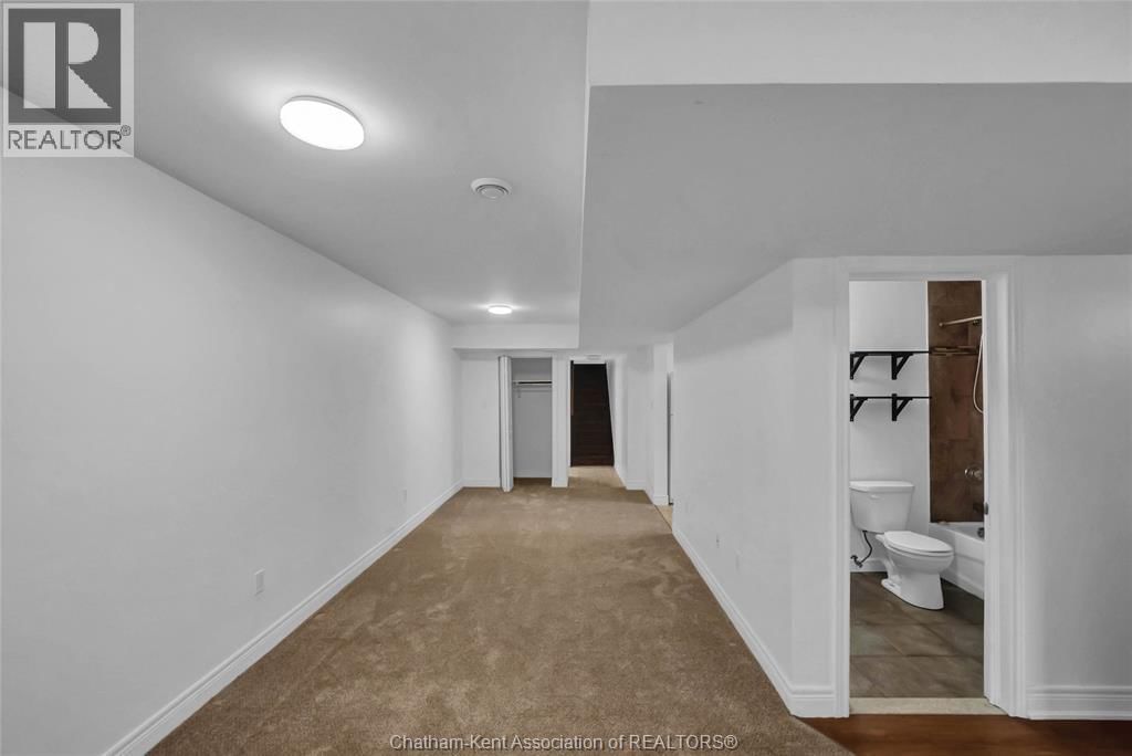 140 MAIN STREET WEST Image 39