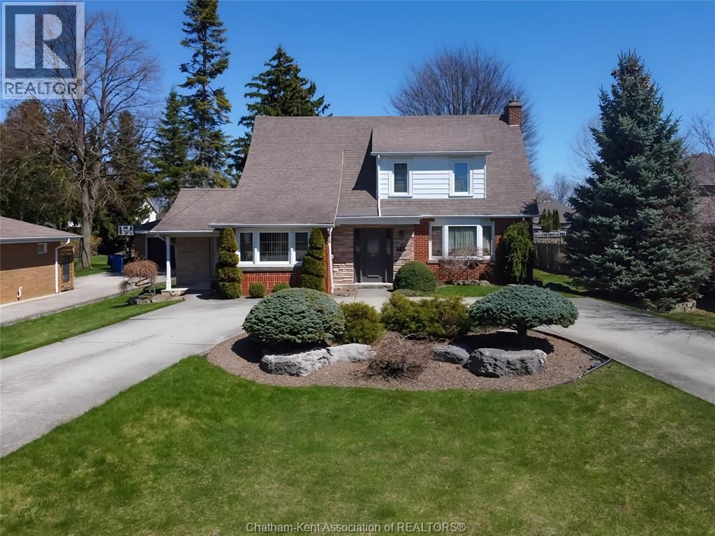 465 VICTORIA AVENUE Image 4