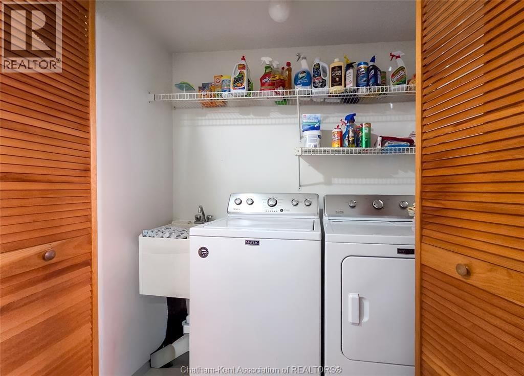 465 VICTORIA AVENUE Image 45