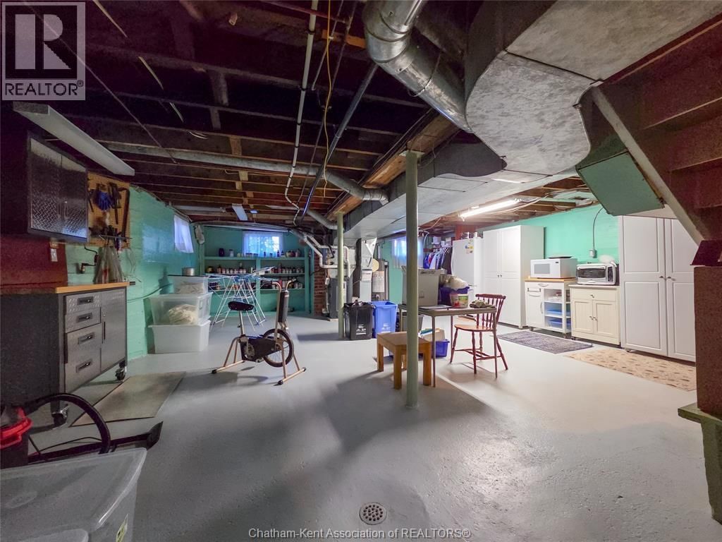 465 VICTORIA AVENUE Image 47